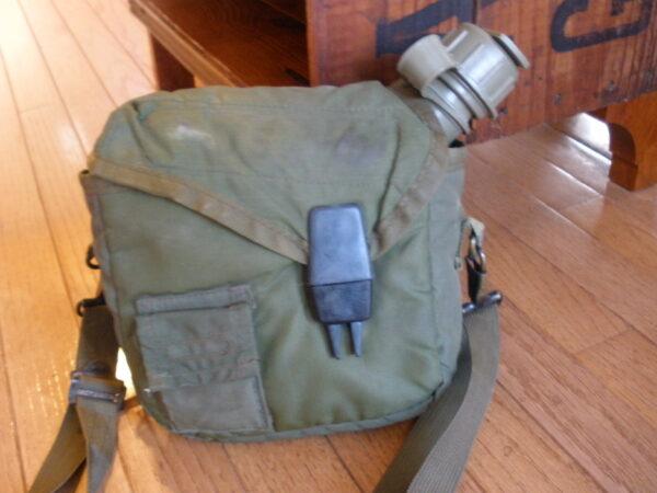 1990s US MILITARY COLLAPSIBLE CANTEEN, POUCH, & SHOULDER STRAP