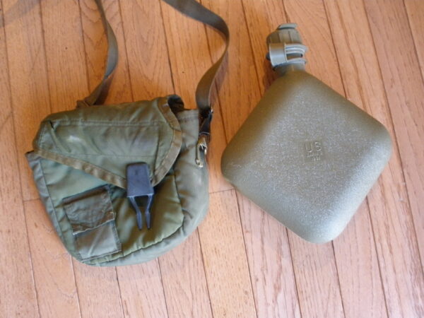 1990s US MILITARY COLLAPSIBLE CANTEEN, POUCH, & SHOULDER STRAP - Image 2