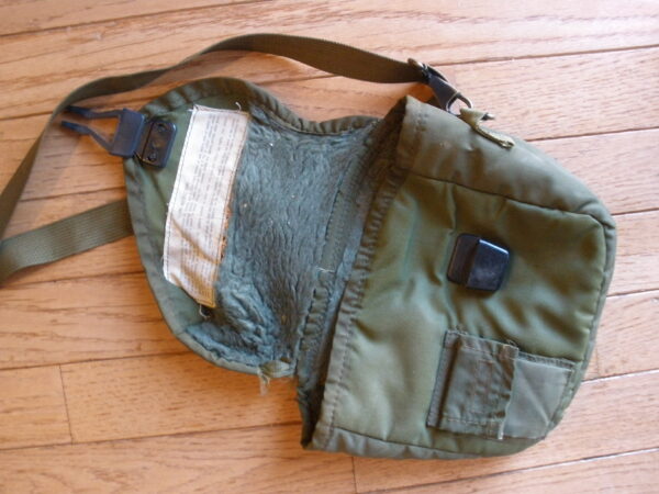 1990s US MILITARY COLLAPSIBLE CANTEEN, POUCH, & SHOULDER STRAP - Image 7