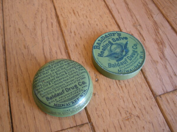 Early 1900s BALDAUF'S HEALING SALVE TIN - Apothecary Tin - Milwaukee - Image 4