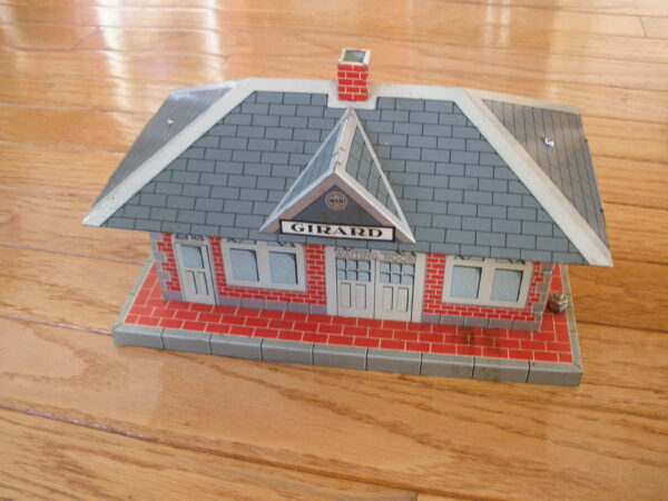 1950s MARX WHISTLING GIRARD TRAIN STATION No. 2960 & ORGINAL BOX