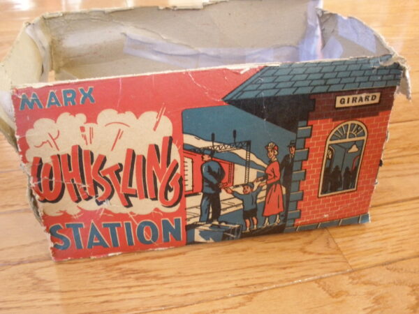 1950s MARX WHISTLING GIRARD TRAIN STATION No. 2960 & ORGINAL BOX - Image 13