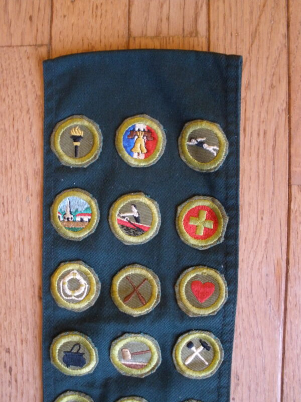 Vintage 1950s BOY SCOUTS OF AMERICA MERIT BADGE SASH - 24 BADGES - Image 2