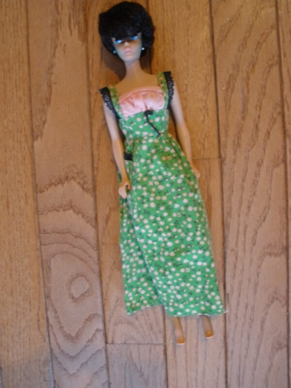 Vintage BARBIE FASHION OUTFIT COLLECTION - Lot 4 - 10 Outfits - Image 15