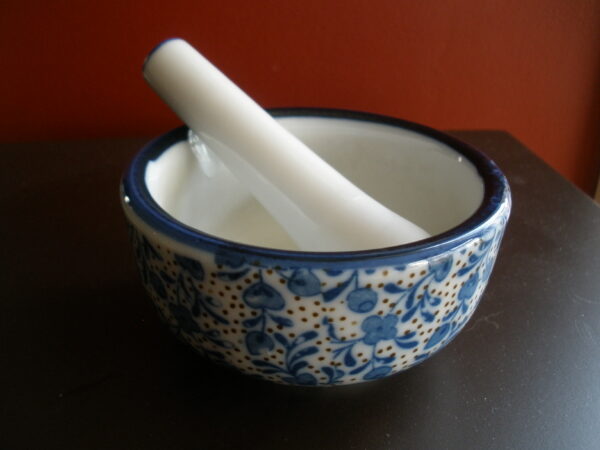 Vintage JAPANESE CERAMIC MORTAR & PESTLE - Image 2