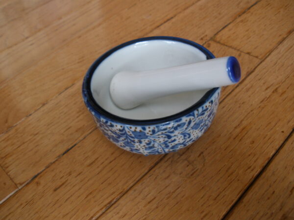 Vintage JAPANESE CERAMIC MORTAR & PESTLE