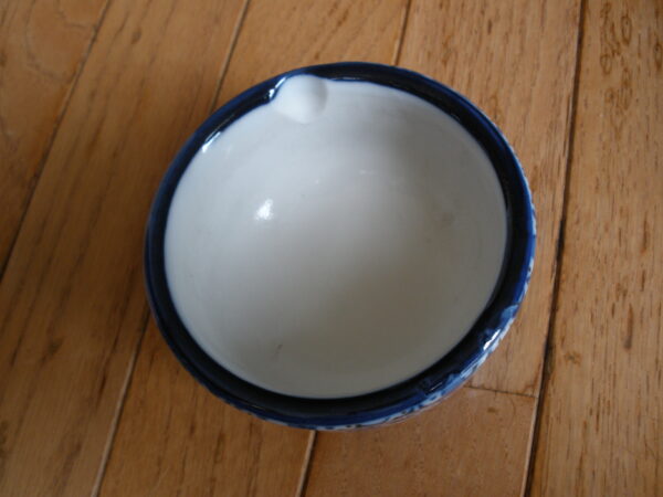 Vintage JAPANESE CERAMIC MORTAR & PESTLE - Image 4