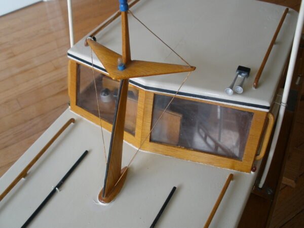 Vintage REMOTE CONTROL WOODEN YACHT - FUTABA DIGITAL Remote Controller - Image 25