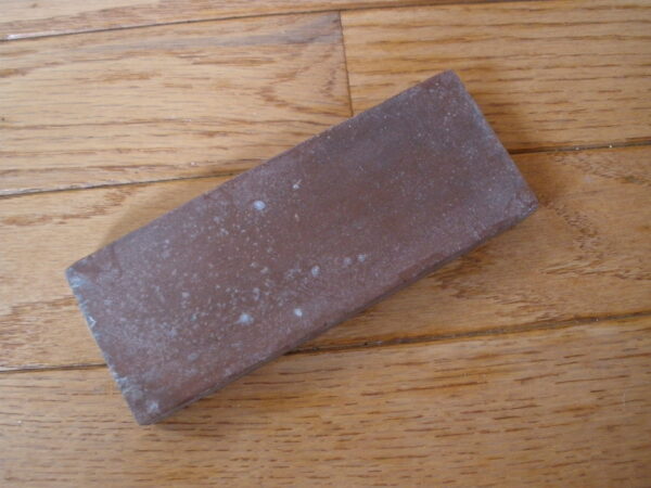 Vintage CHOCOLATE BROWN RAZOR HONE or WHETSTONE - Image 4