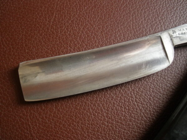 Vintage FREDERICK REYNOLDS STRAIGHT EDGE RAZOR - Sheffield, England - Image 3