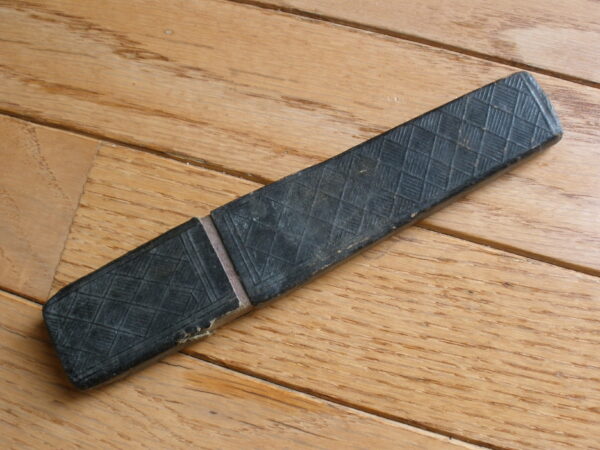 1800s GEORGE WOSTENHOLM & SON - TRUE PIPE STRAIGHT EDGE RAZOR & CASE - Image 11
