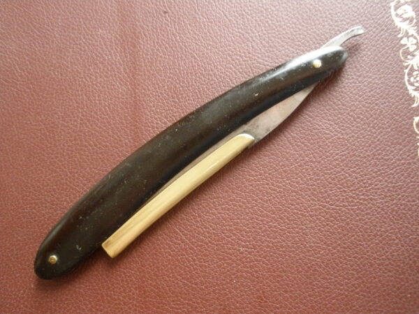Civil War Era GEORGE WOSTENHOLM & SONS CELEBRATED STRAIGHT EDGE RAZOR - Image 5
