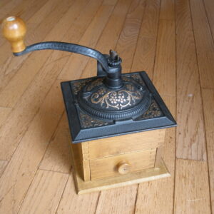 Vintage Coffee Grinder - Dovetail Corners - Metal Top - Original