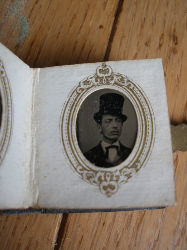 Late 1800s GEM SIZE TIN TYPE PHOTOGRAPH - 21 Different Portraits