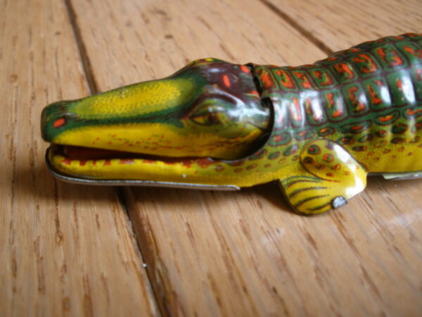 Vintage Tin Lithographic Windup ALLIGATOR - Image 2