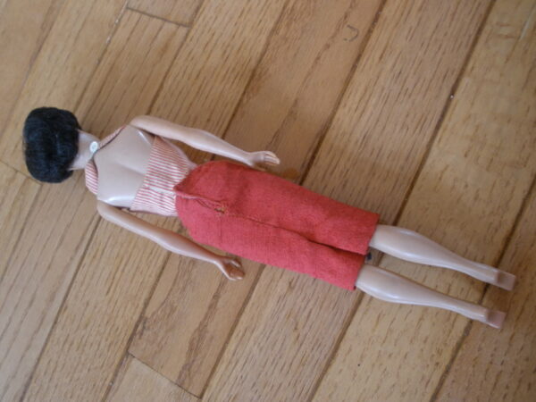 RARE 1961 BRUNETTE BARBIE BUBBLE CUT DOLL Model #850 - Original Outfit - Image 5