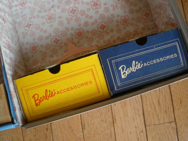 Original 1964 BARBIE DOLL CARRY CASE - Mattel - Image 4