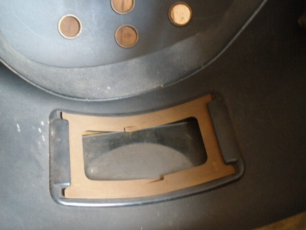 1940s GENERAL ELECTRIC WELDING HELMET - Winnie the Welder - Image 11