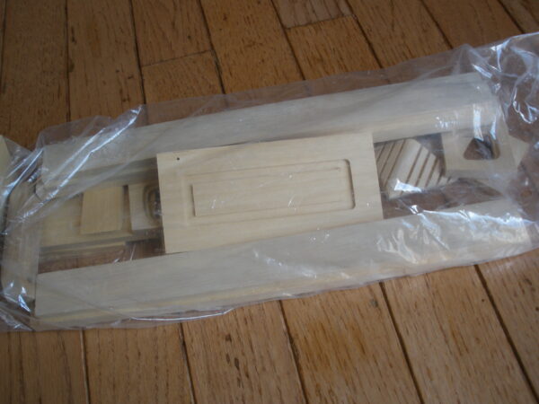 New Old Stock WOOD TRAIN ASSEMBLY HOBBY KIT - Image 7