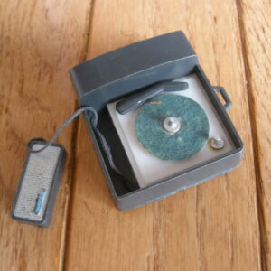 1960s TAMMY DOLL RECORD PLAYER ASSESSORY - Doll House Furniture