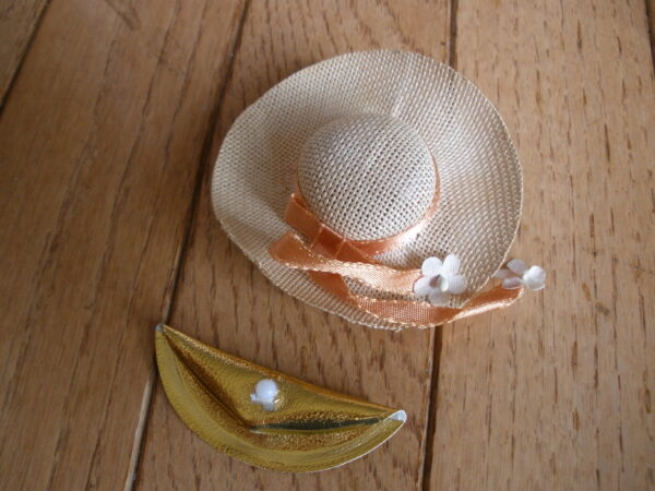 1960s BARBIE & TAMMY DOLL FASHION OUTFITS, HAT & PURSE - Image 2