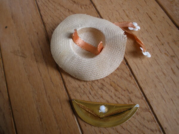 1960s BARBIE & TAMMY DOLL FASHION OUTFITS, HAT & PURSE - Image 3