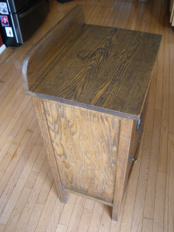 Mid-Century ANTIQUE OAK FOUR SHELF CUPBOARD - Lockable Door - Image 6