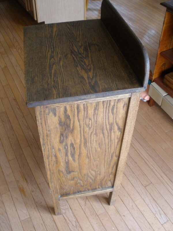 Mid-Century ANTIQUE OAK FOUR SHELF CUPBOARD - Lockable Door - Image 8