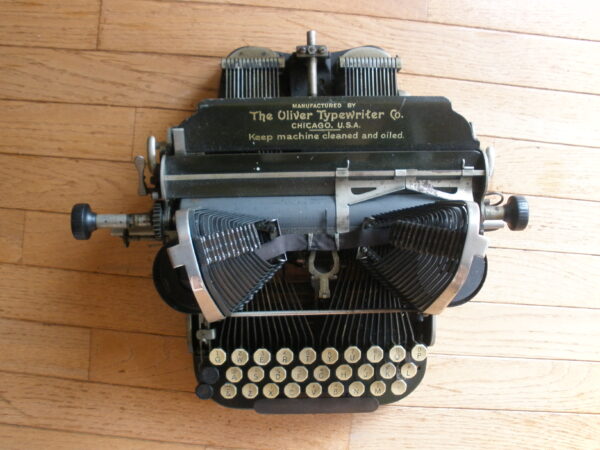 Working Early 1900s OLIVER STANDARD BAT WING VISIBLE TYPEWRITER No 3 - Image 11