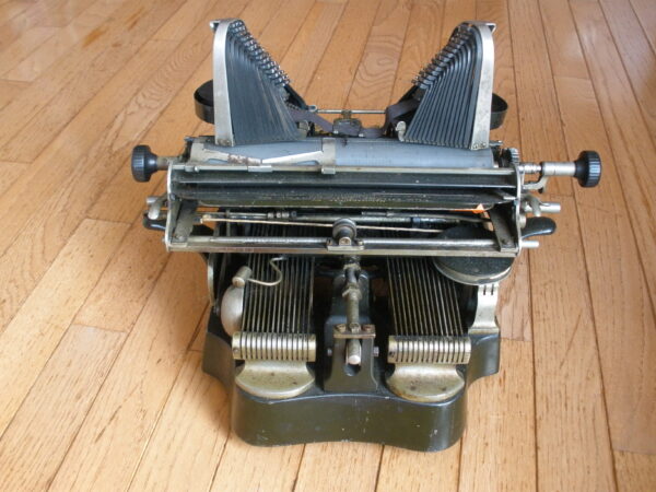 Working Early 1900s OLIVER STANDARD BAT WING VISIBLE TYPEWRITER No 3 - Image 6