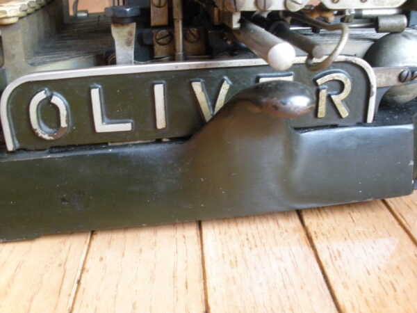 Working Early 1900s OLIVER STANDARD BAT WING VISIBLE TYPEWRITER No 3 - Image 8