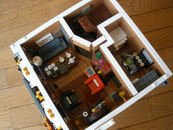 Collectible SHERLOCK HOLMES - 221B Baker St Bldg - Pantasy Model 85014 - Image 10
