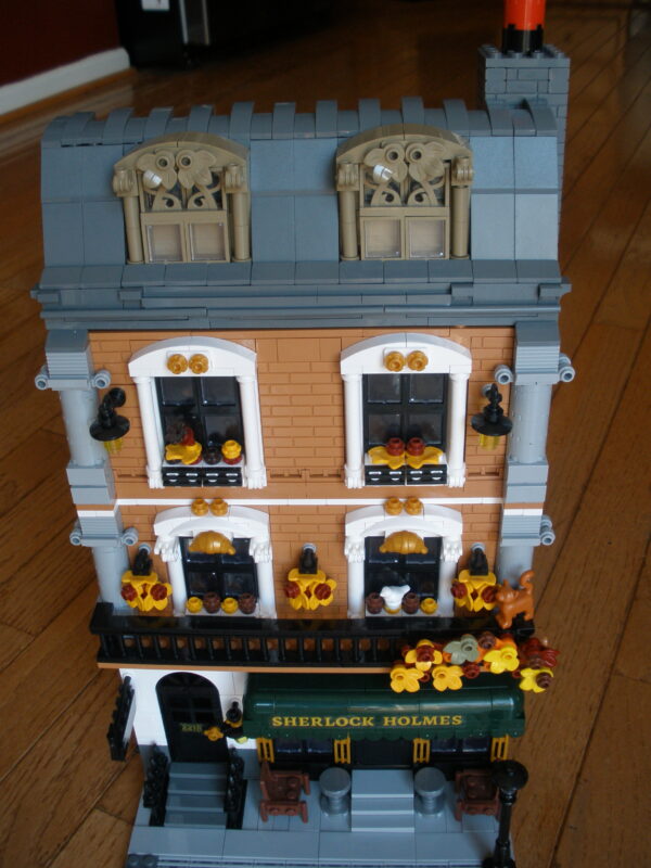 Collectible SHERLOCK HOLMES - 221B Baker St Bldg - Pantasy Model 85014 - Image 2