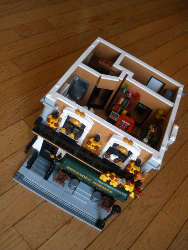 Collectible SHERLOCK HOLMES - 221B Baker St Bldg - Pantasy Model 85014 - Image 9
