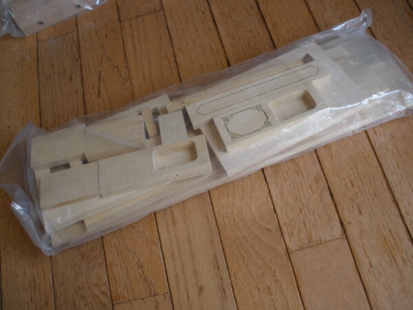New Old Stock WOOD CABLE CAR ASSEMBLY HOBBY KIT - Image 7