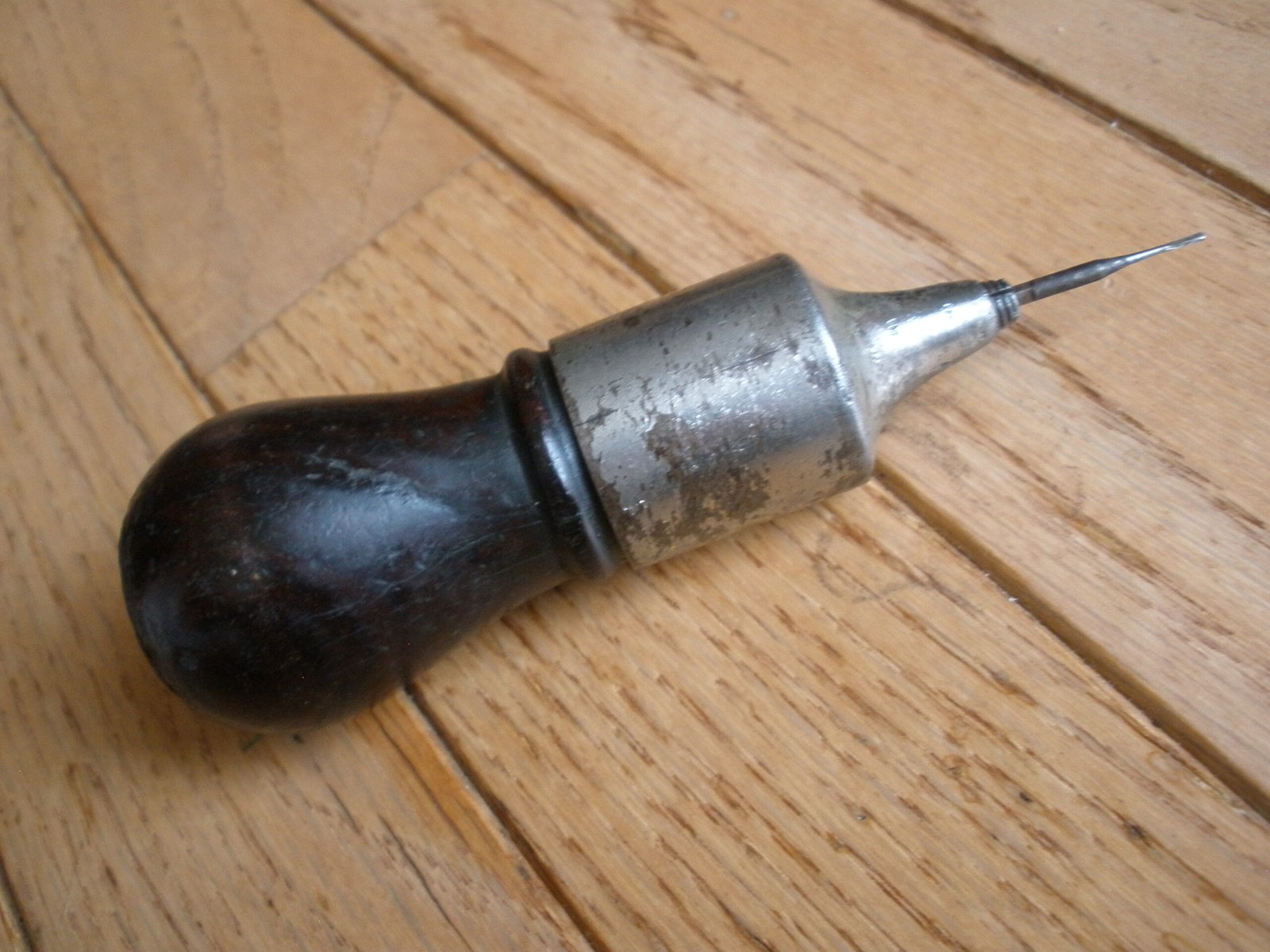 Vintage MASTER MECHANIC MULTI TOOL - STITCHING AWL - Image 2