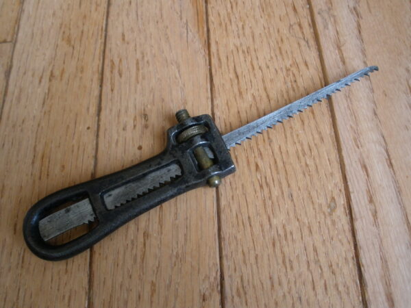 Early 1900s CAST IRON PAD SAW - KEYHOLE SAW