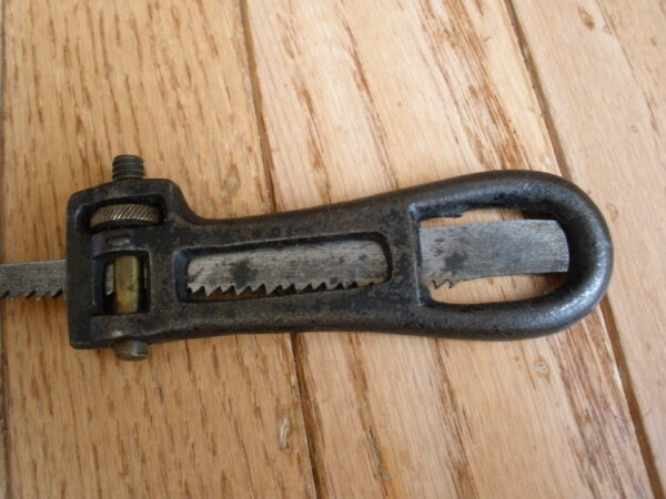 Early 1900s CAST IRON PAD SAW - KEYHOLE SAW - Image 2