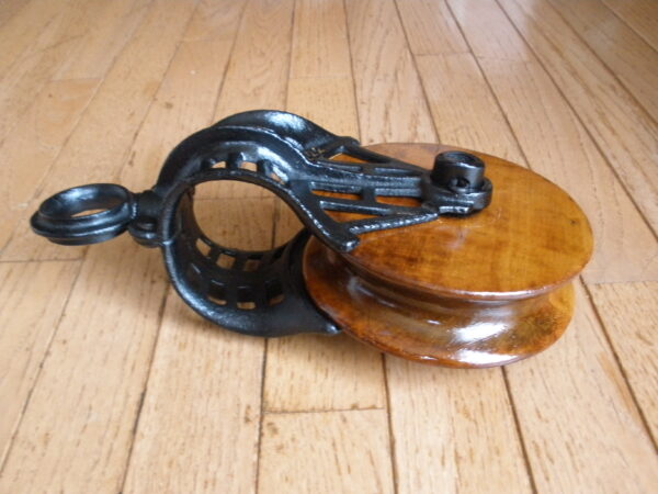 Antique BARN HAY PULLEY - FE Myers & Brothers - Cast Iron & Wood - Image 4