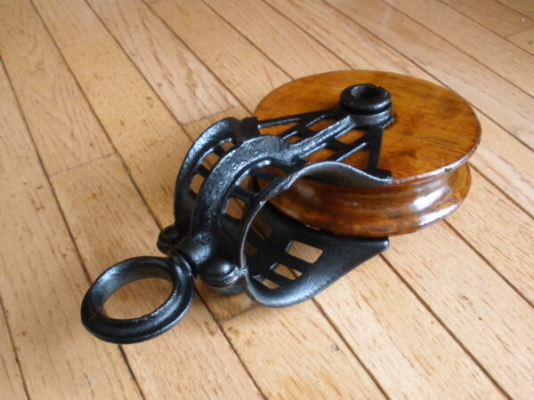 Antique BARN HAY PULLEY - FE Myers & Brothers - Cast Iron & Wood - Image 7