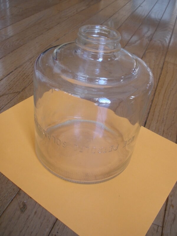 Vintage STOVE KEROSENE CLEAR GLASS DRIP JUG - Image 3