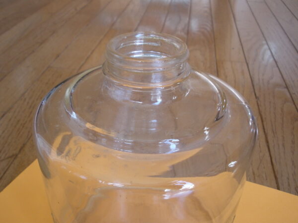 Vintage STOVE KEROSENE CLEAR GLASS DRIP JUG - Image 4