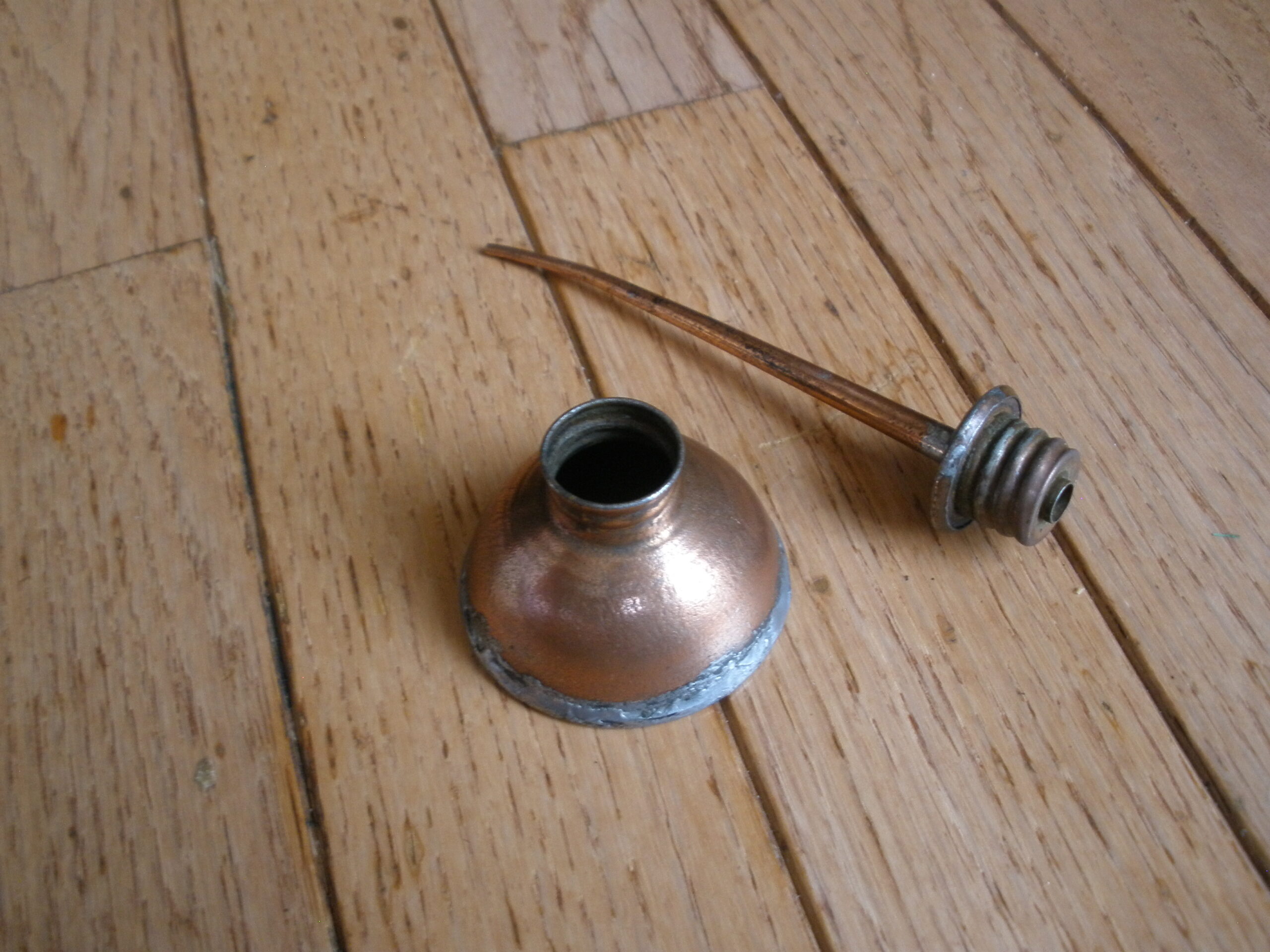 Vintage SMALL BELL SHAPED OILER - Image 2