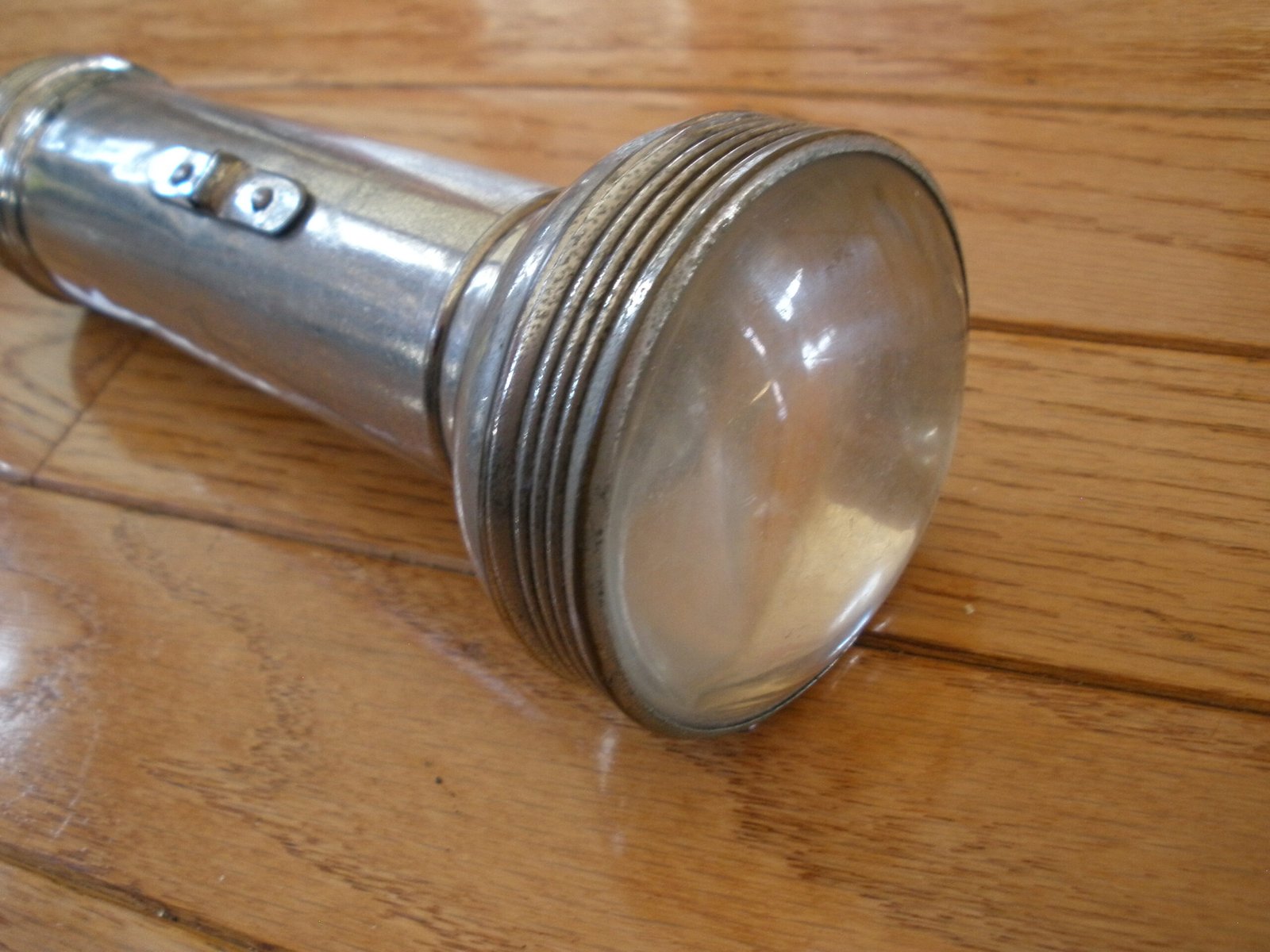 Early 1900s FRENCH FLASHER FLASHLIGHT - French Battery & Carbon Co. - Image 3
