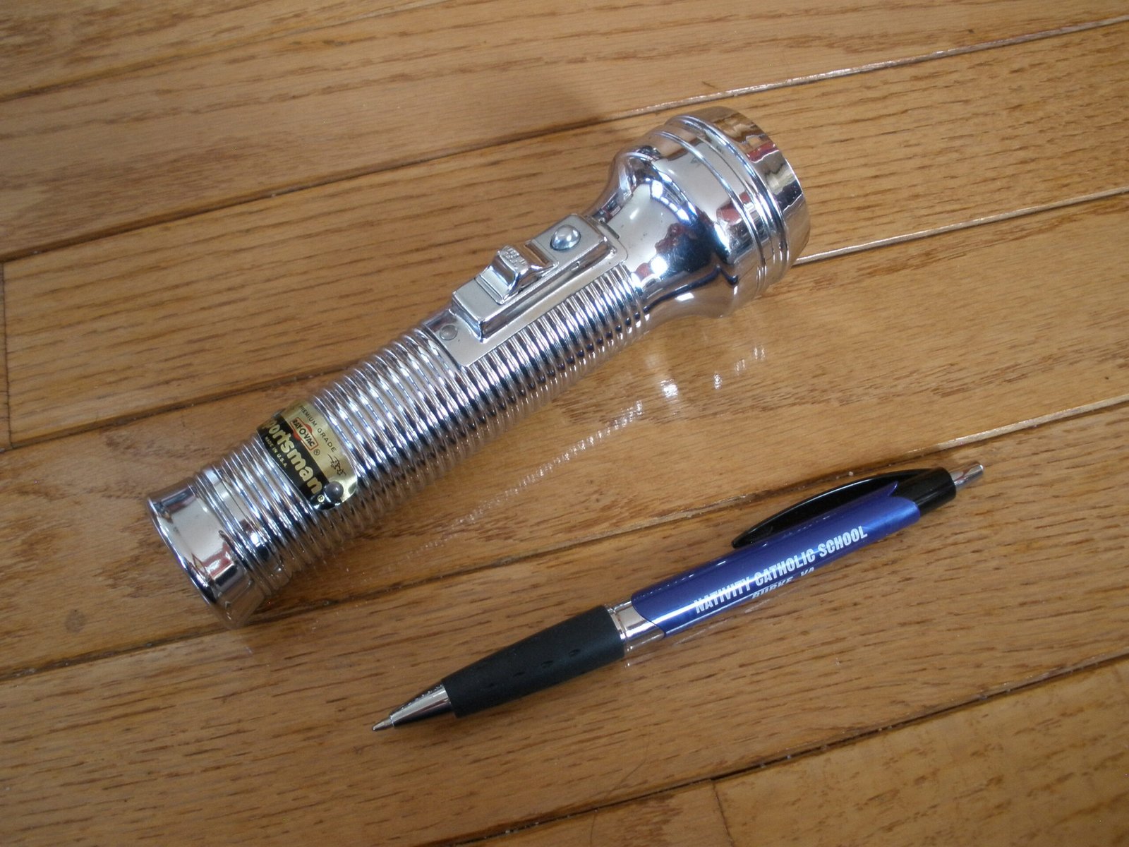 1960s RAY-O-VAC SPORTSMAN CHROME FLASHLIGHT - Image 6