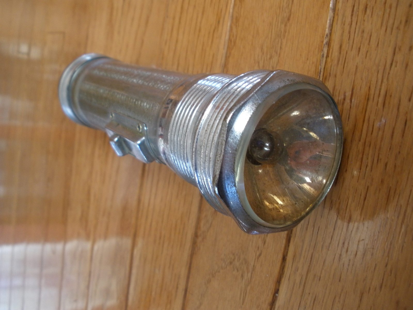 1930s BLACO BEVELED GLASS FLASHLIGHT - Blake Manufacturing Co - Image 2