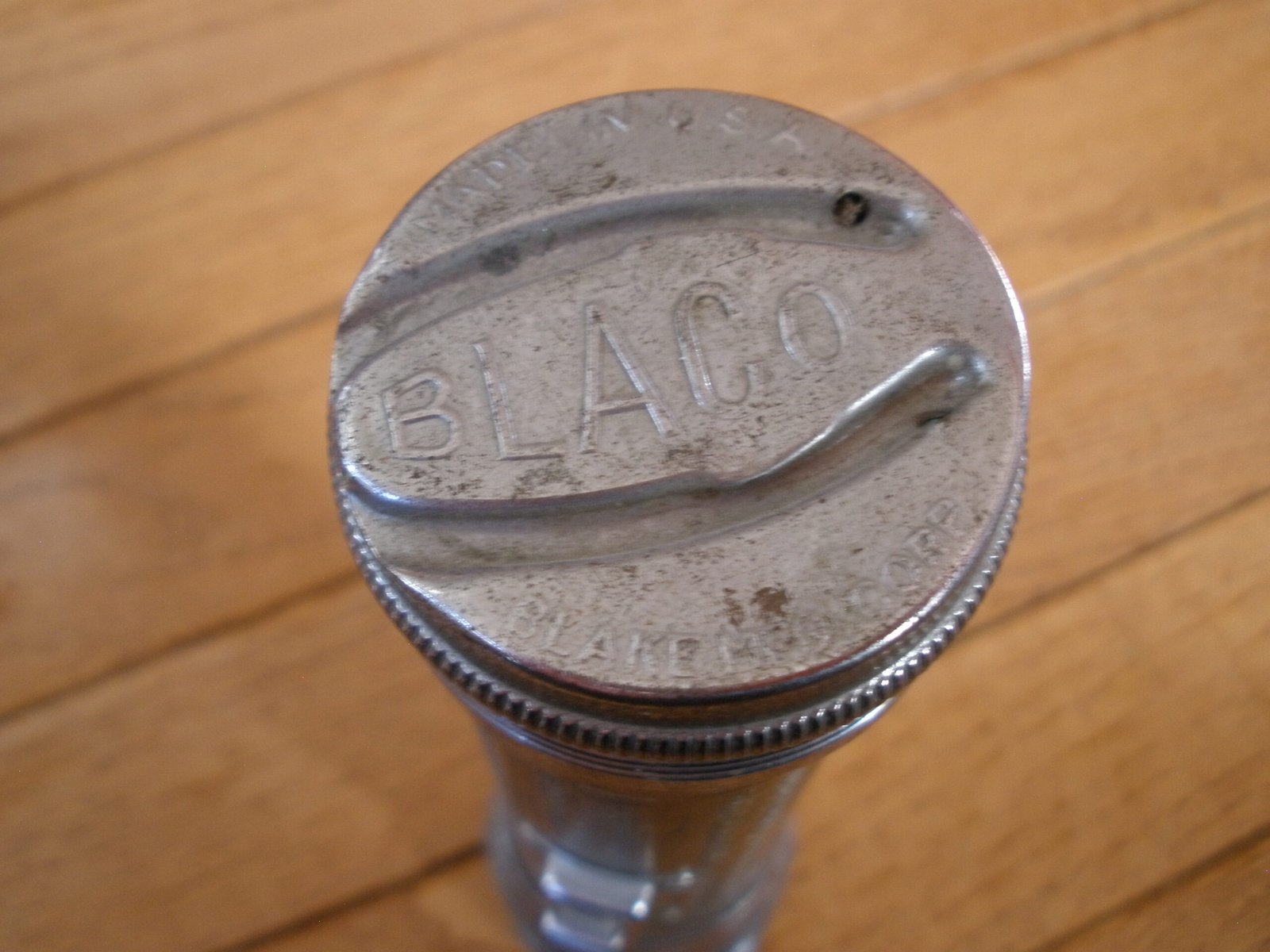 1930s BLACO BEVELED GLASS FLASHLIGHT - Blake Manufacturing Co - Image 5