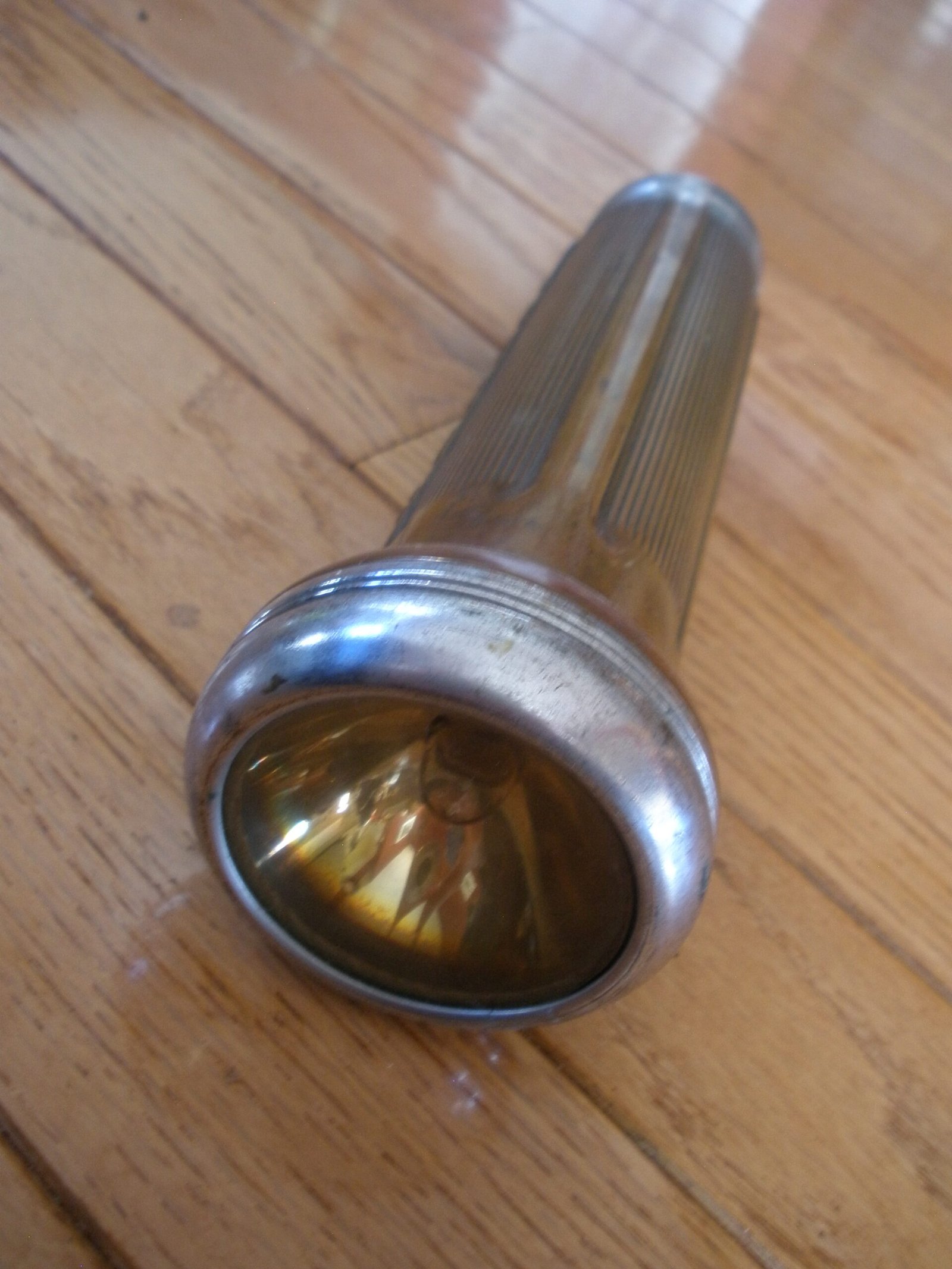 1930s Era HOMART BRASS FLASHLIGHT - 1930 Patent Date - Image 3