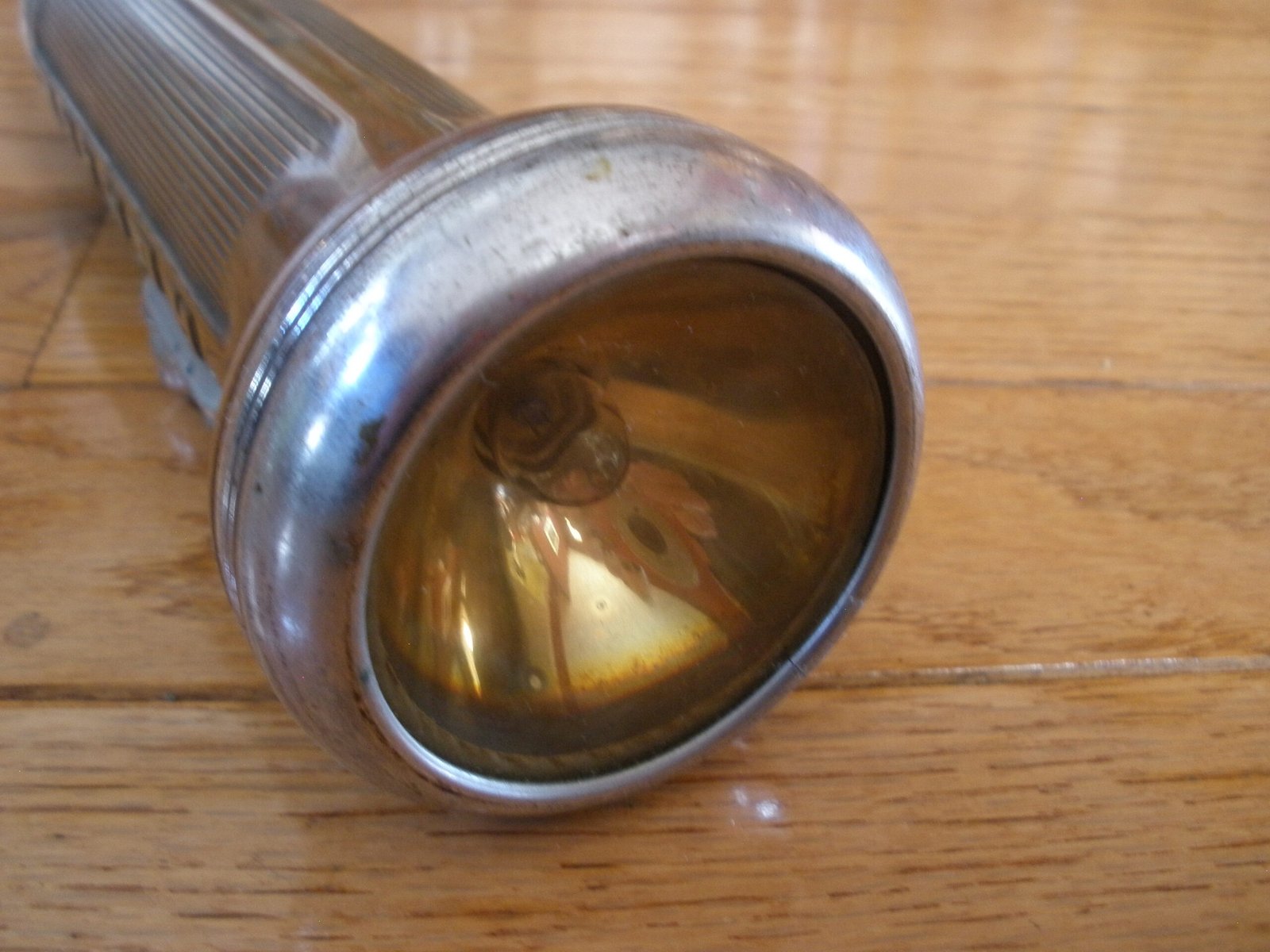 1930s Era HOMART BRASS FLASHLIGHT - 1930 Patent Date - Image 4