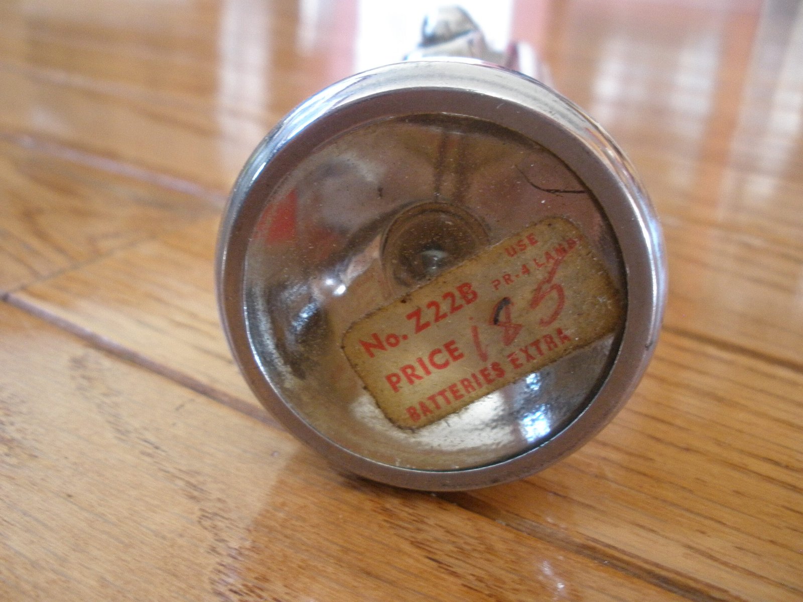 1950s RAY-O-VAC CHROME BULLET FLASHLIGHT - Image 3